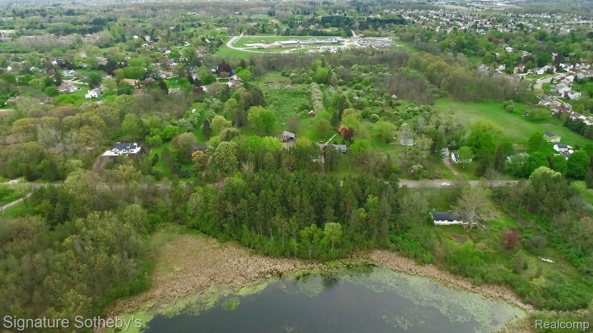 6 Mccandlish Road Grand Blanc Charter Township MI 48439