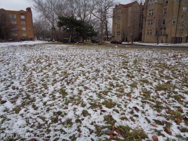 2752 W Boston Boulevard Detroit City MI 48206