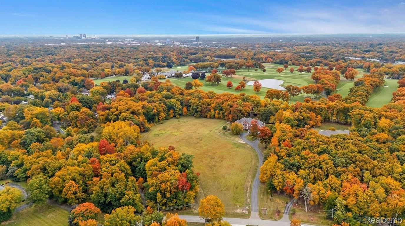 32500 Rockridge Lane Farmington City MI 48334