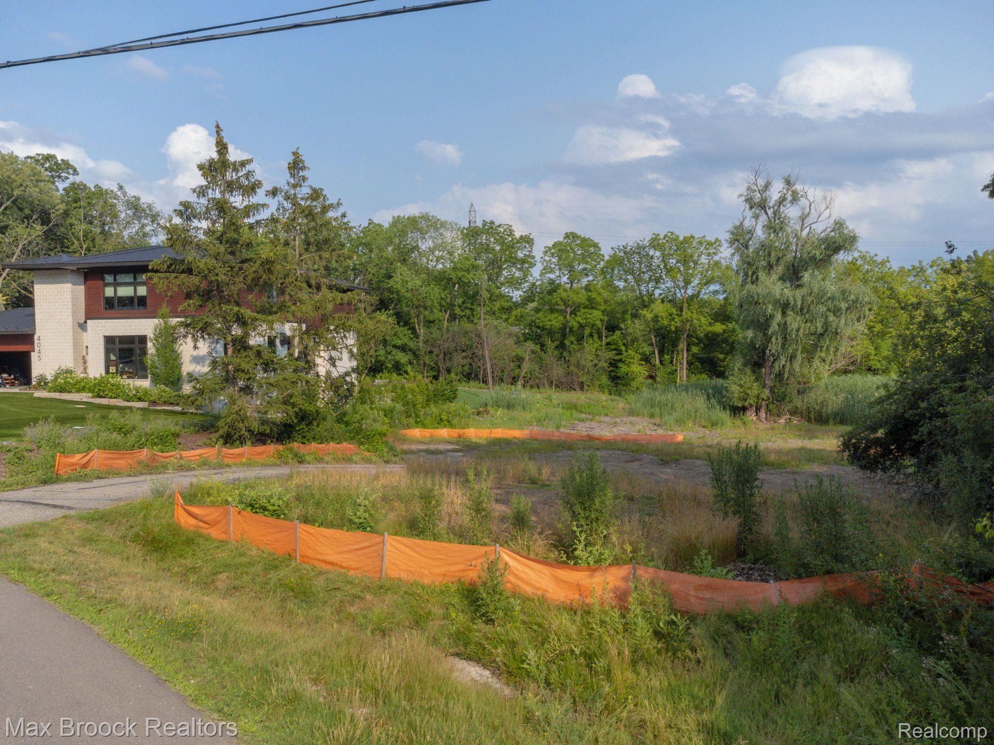 4053 Harbor Vista Drive Orchard Lake Village City MI 48323