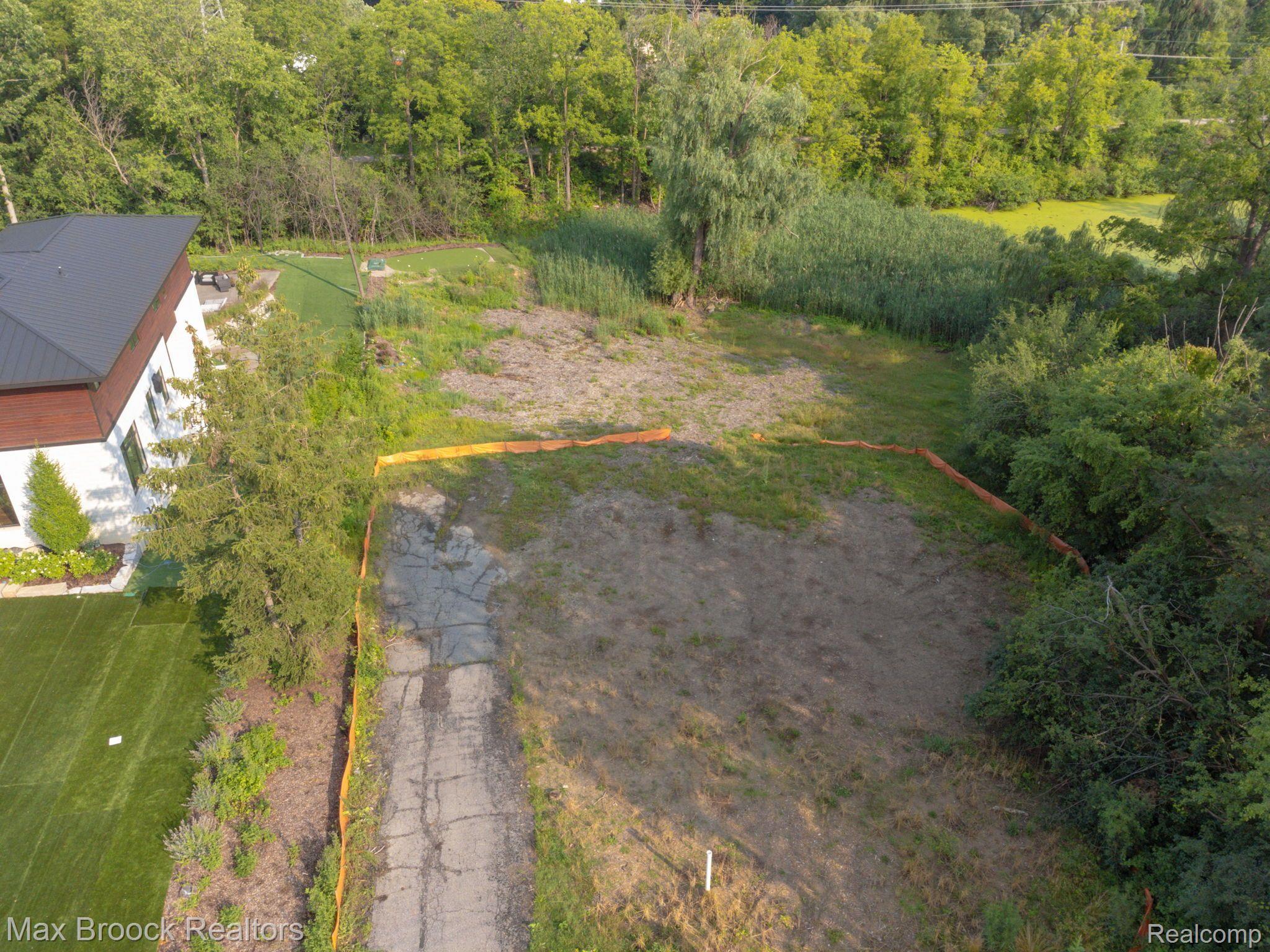 4053 Harbor Vista Drive Orchard Lake Village City MI 48323