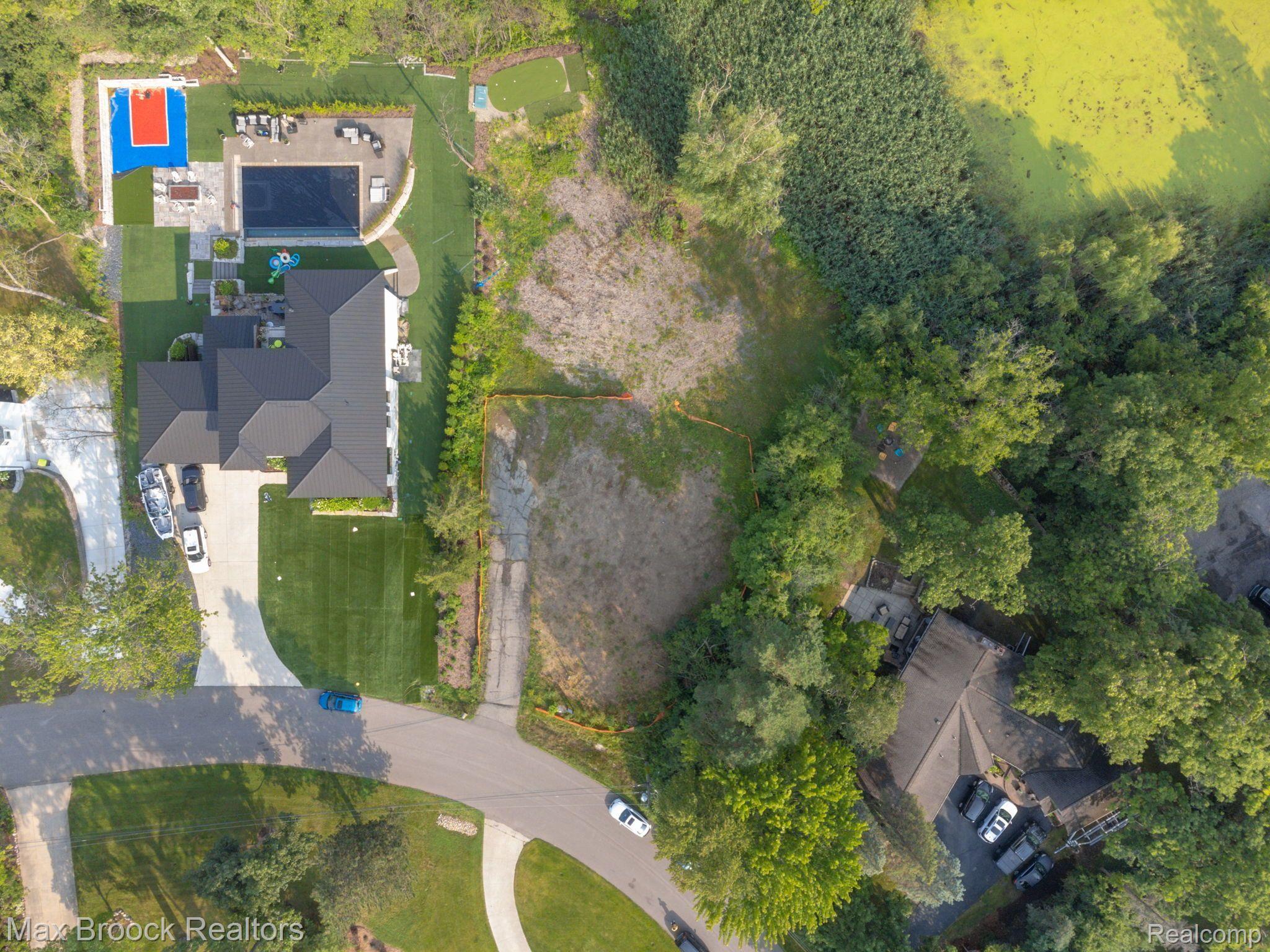 4053 Harbor Vista Drive Orchard Lake Village City MI 48323
