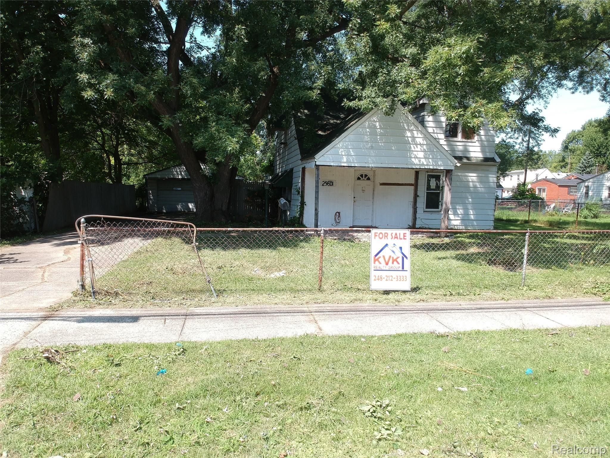 25601 Peter Kaltz Road Warren City MI 48091