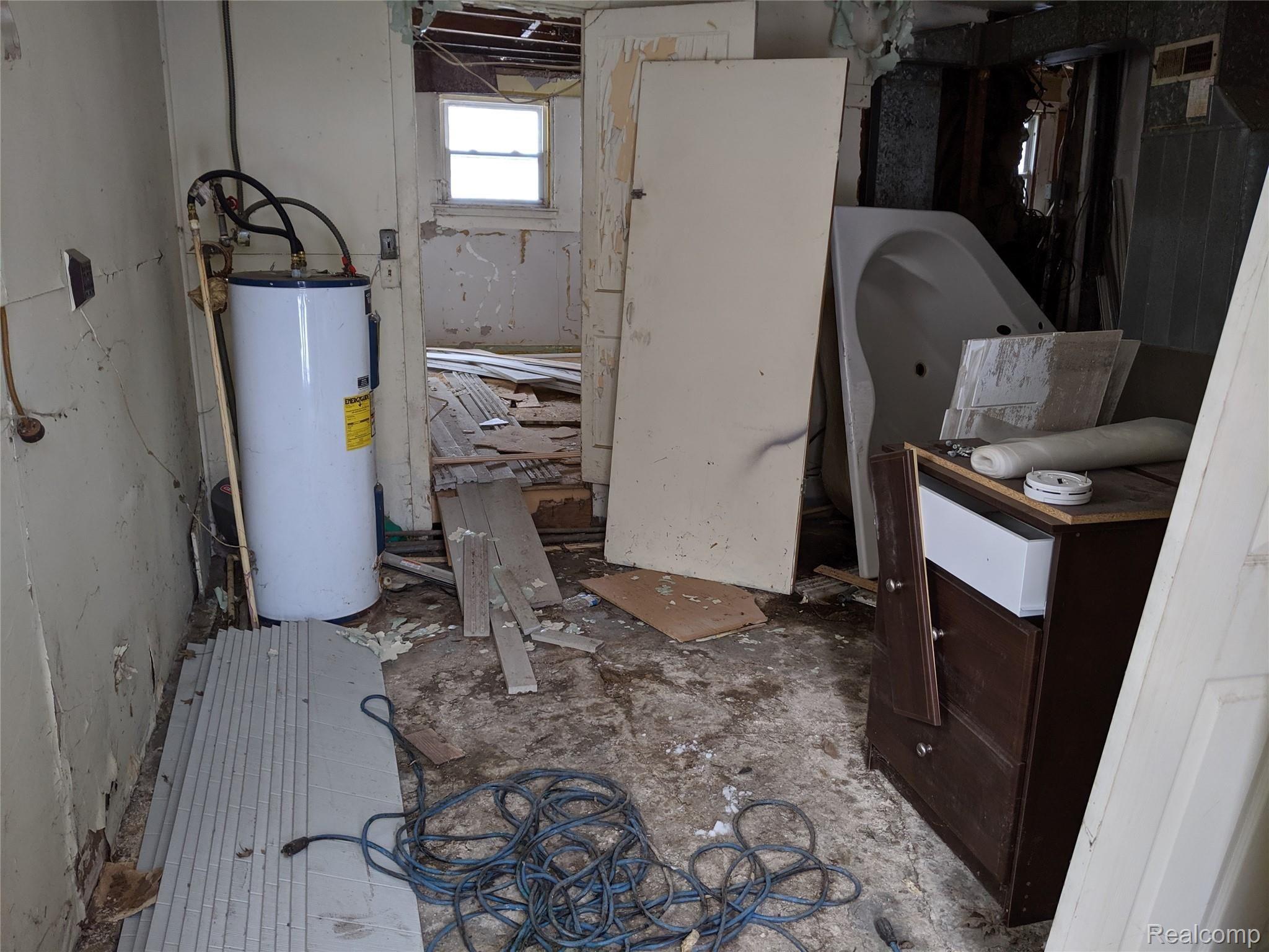 25601 Peter Kaltz Road Warren City MI 48091