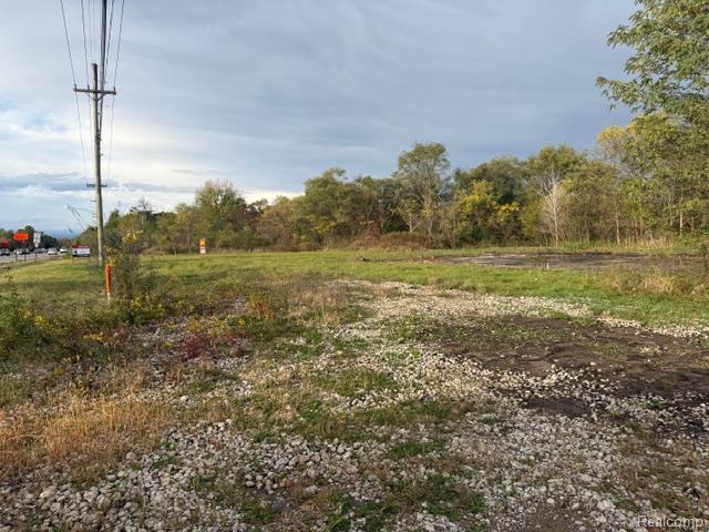9580 Dixie Highway Springfield Charter Township MI 48348