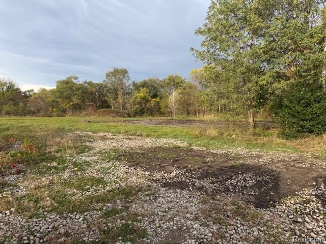 9580 Dixie Highway Springfield Charter Township MI 48348