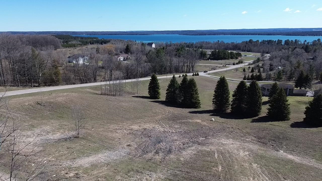 00 Palaestrum Road Whitewater Township MI 49690