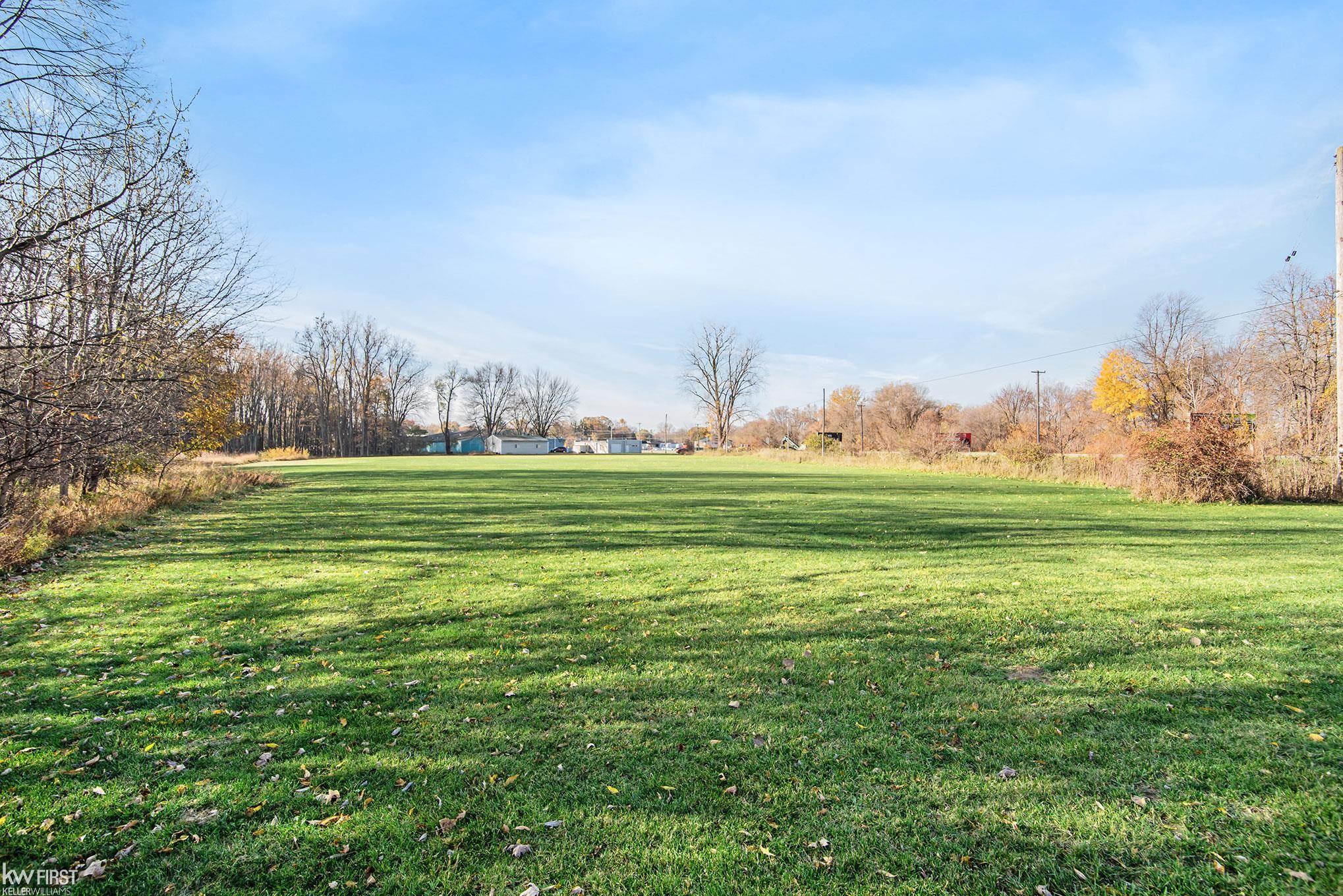 1128 N Saginaw Road Vernon Township MI 48429