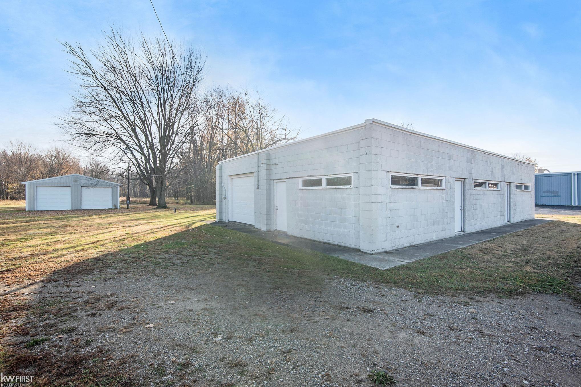 1128 N Saginaw Road Vernon Township MI 48429