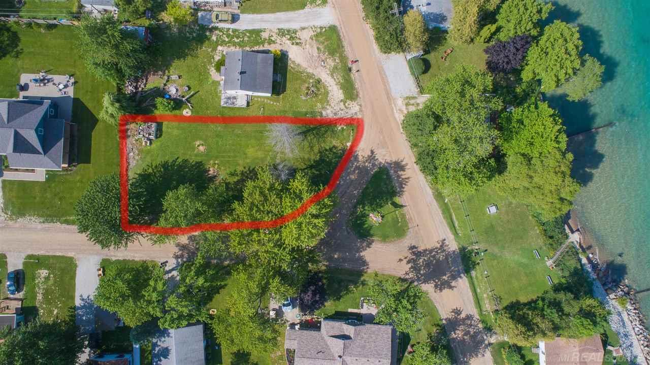 7494 Lakeview Worth Township MI 48450