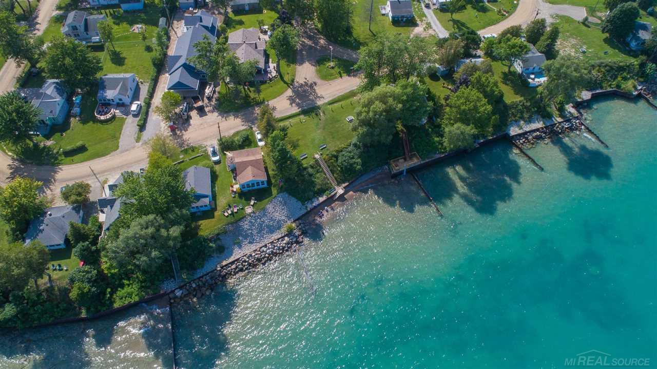 7494 Lakeview Worth Township MI 48450