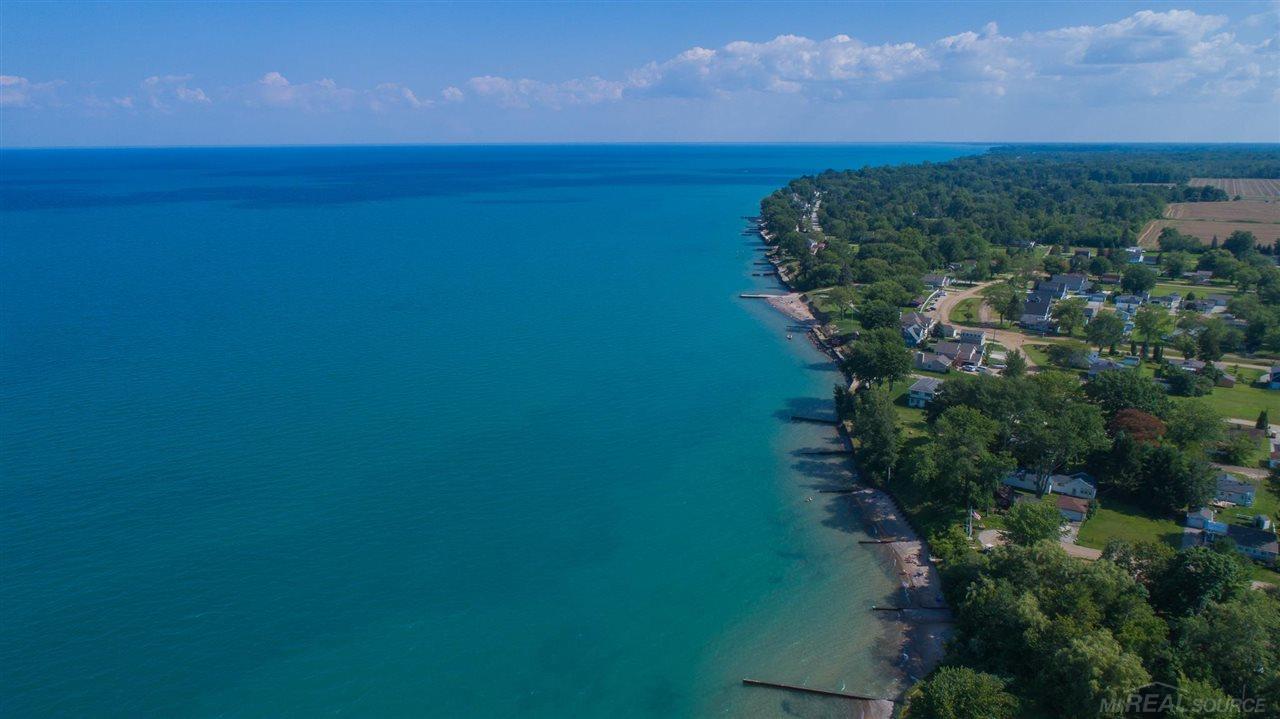 7494 Lakeview Worth Township MI 48450