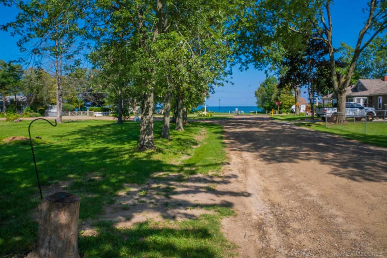 7494 Lakeview Worth Township MI 48450