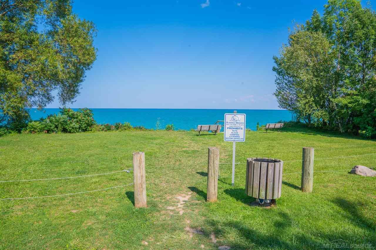 7494 Lakeview Worth Township MI 48450