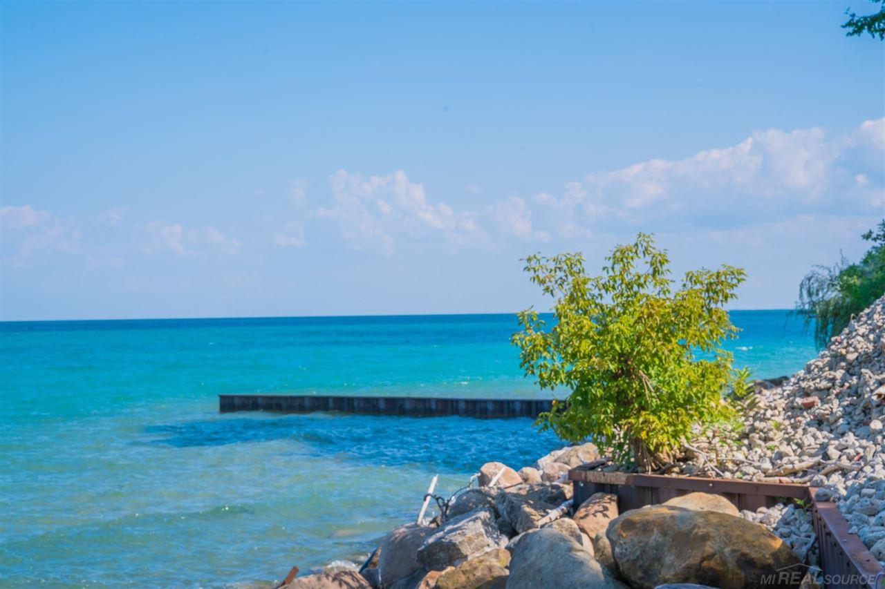 7494 Lakeview Worth Township MI 48450