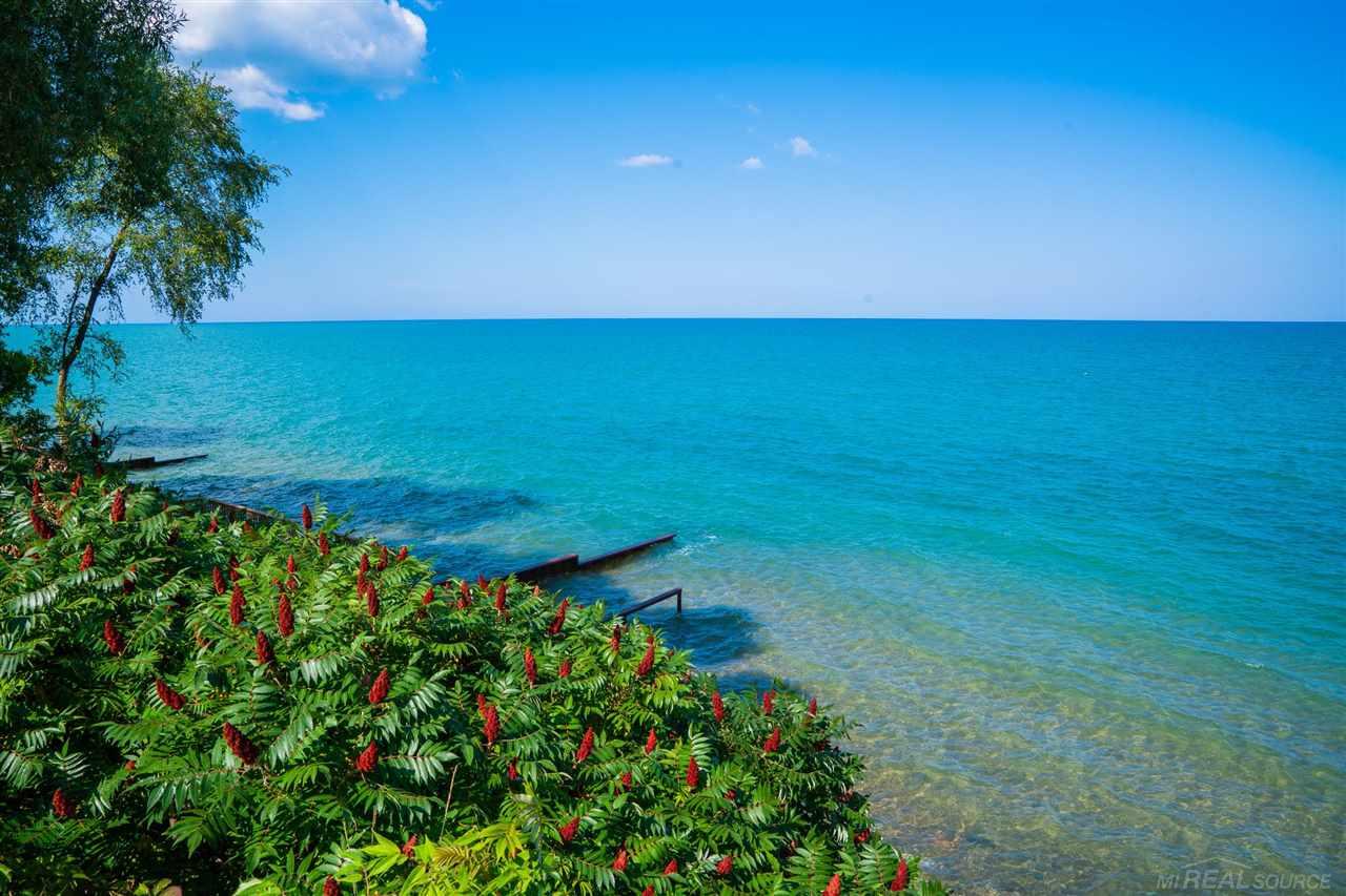 7494 Lakeview Worth Township MI 48450