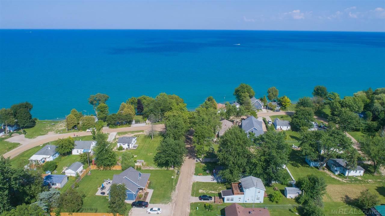7494 Lakeview Worth Township MI 48450