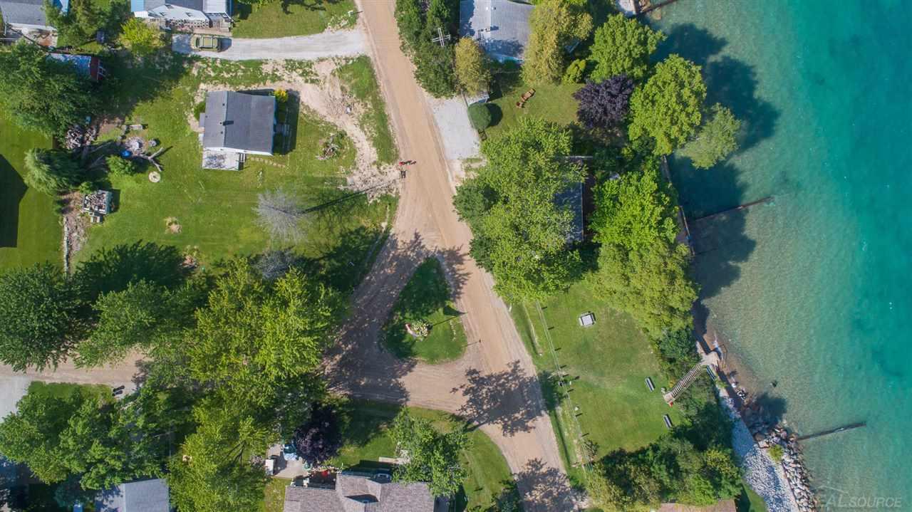 7494 Lakeview Worth Township MI 48450
