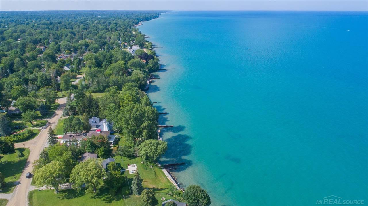 7494 Lakeview Worth Township MI 48450
