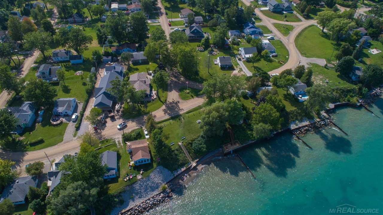 7494 Lakeview Worth Township MI 48450