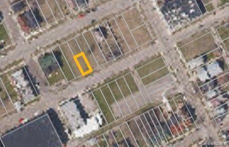 625 Custer Street Detroit City MI 48202