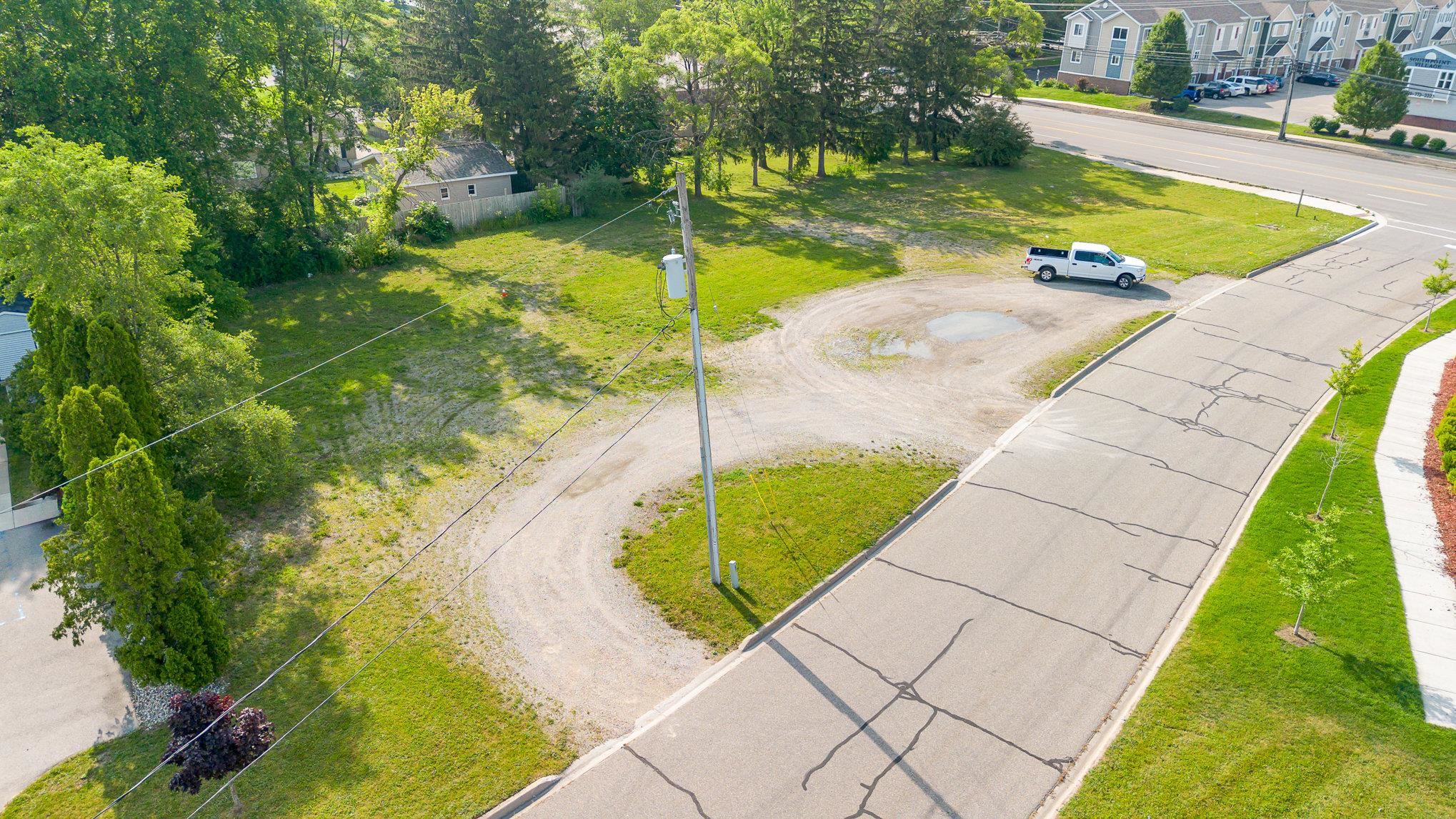 915 E Broomfield Road Mt. Pleasant City MI 48858