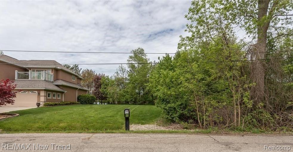 0000 Putnam West Bloomfield Charter Township MI 48323