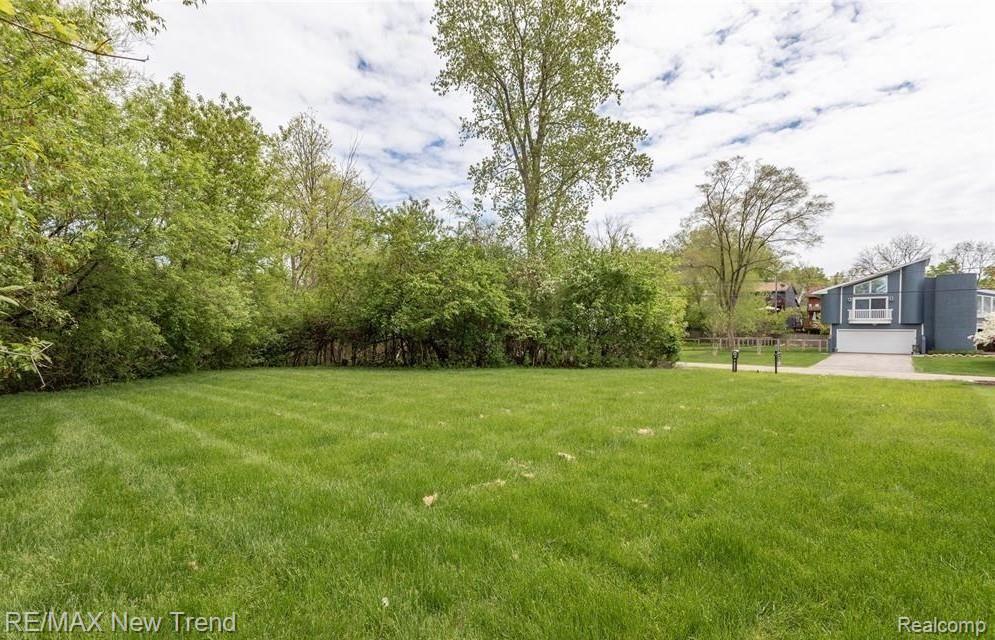 0000 Putnam West Bloomfield Charter Township MI 48323