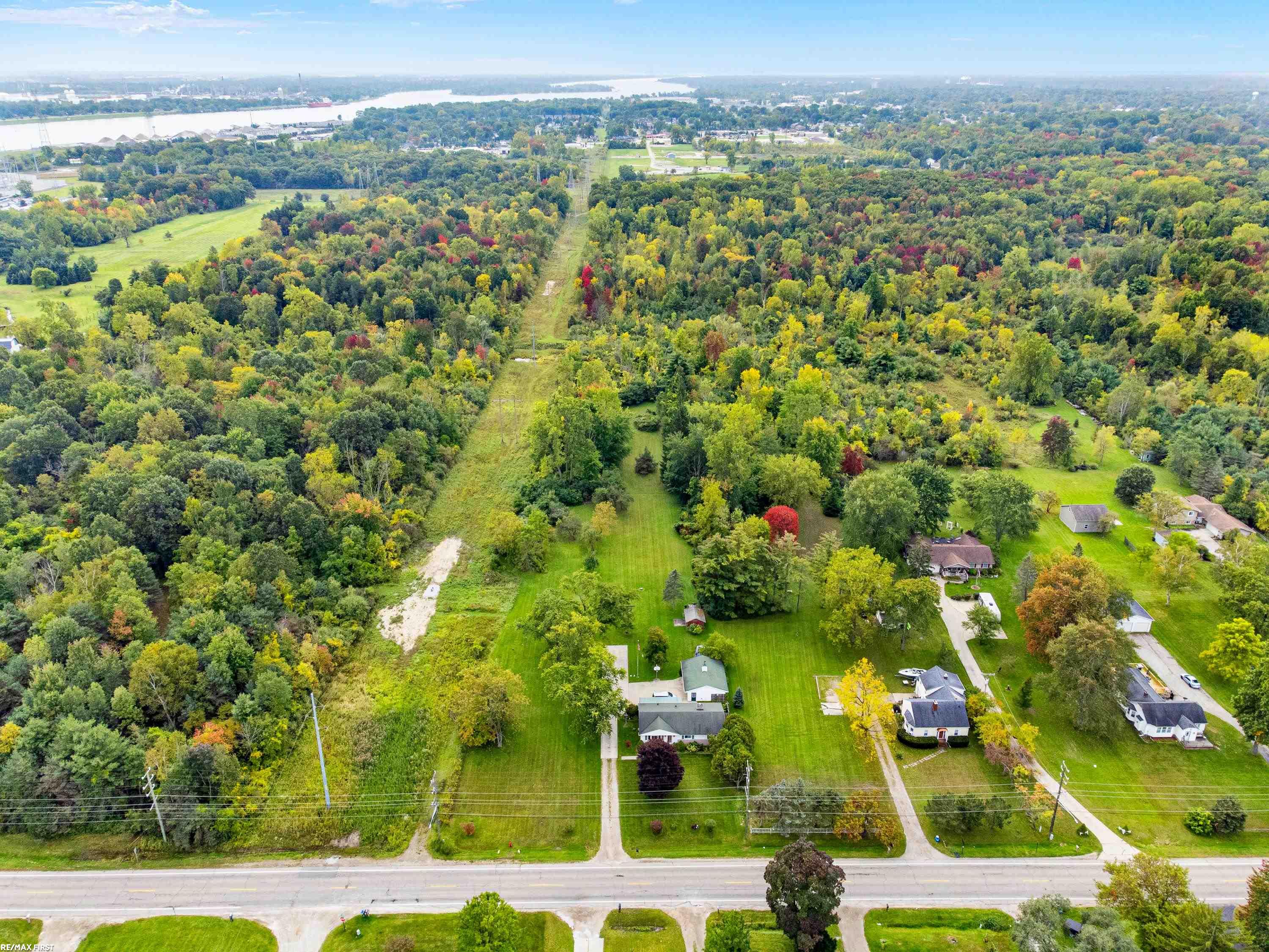 3605 Ravenswood Road Marysville City MI 48040