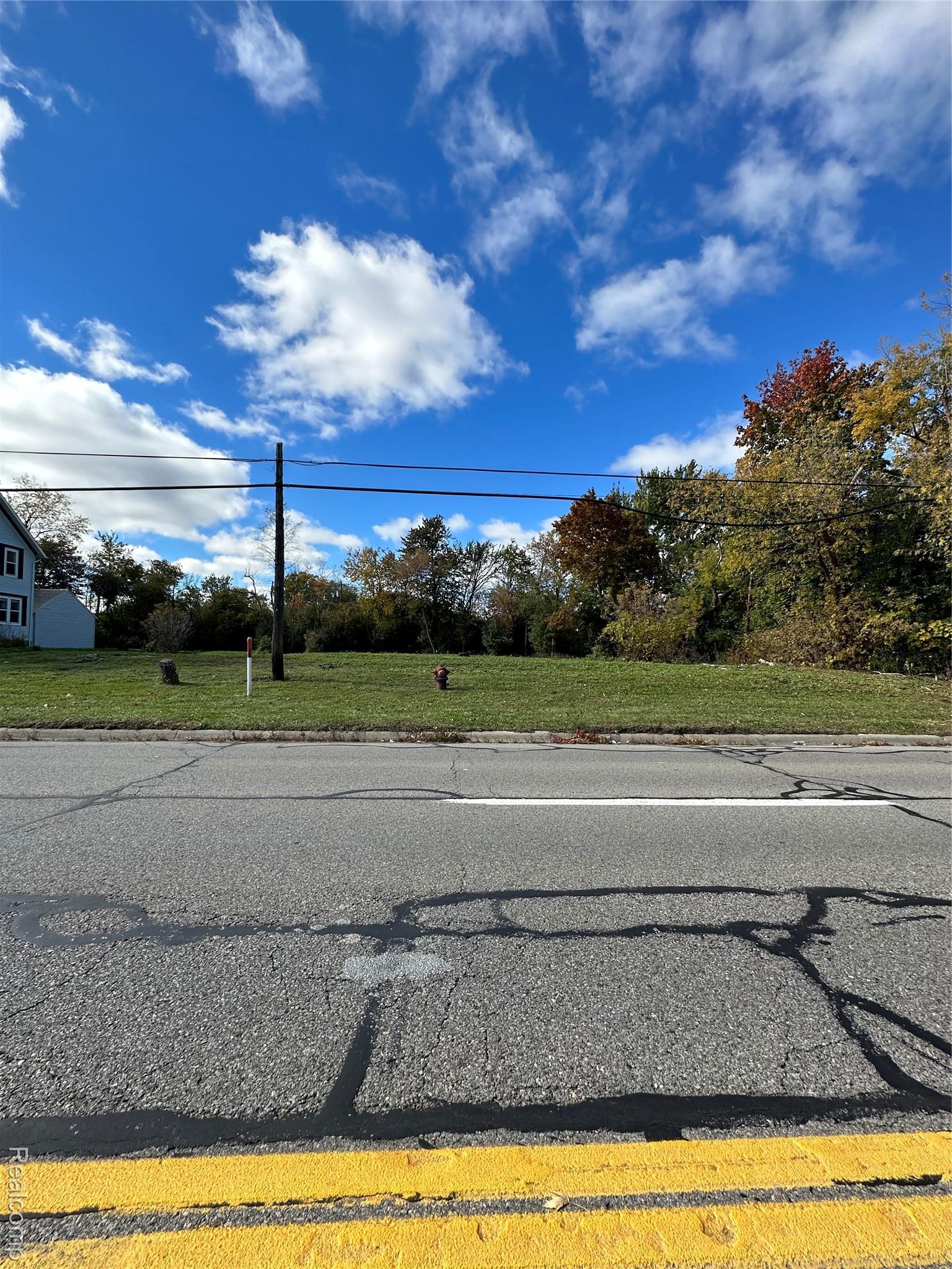 0000 Orchard Lake West Bloomfield Charter Township MI 48323