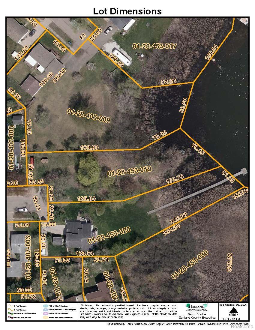Ville Delphine Drive Holly Village MI 48442