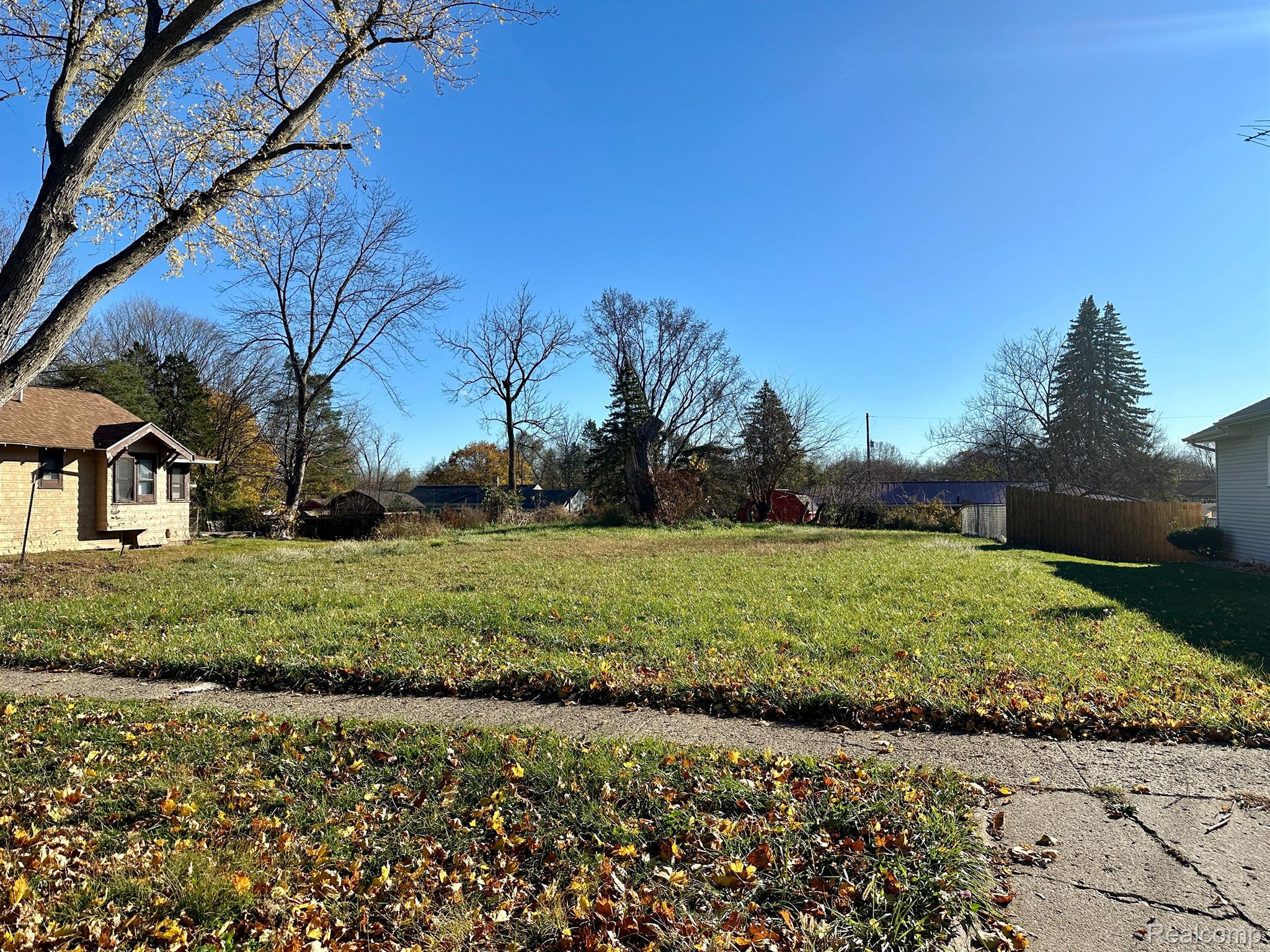 47 Alden Avenue W Emmett Charter Township MI 49014