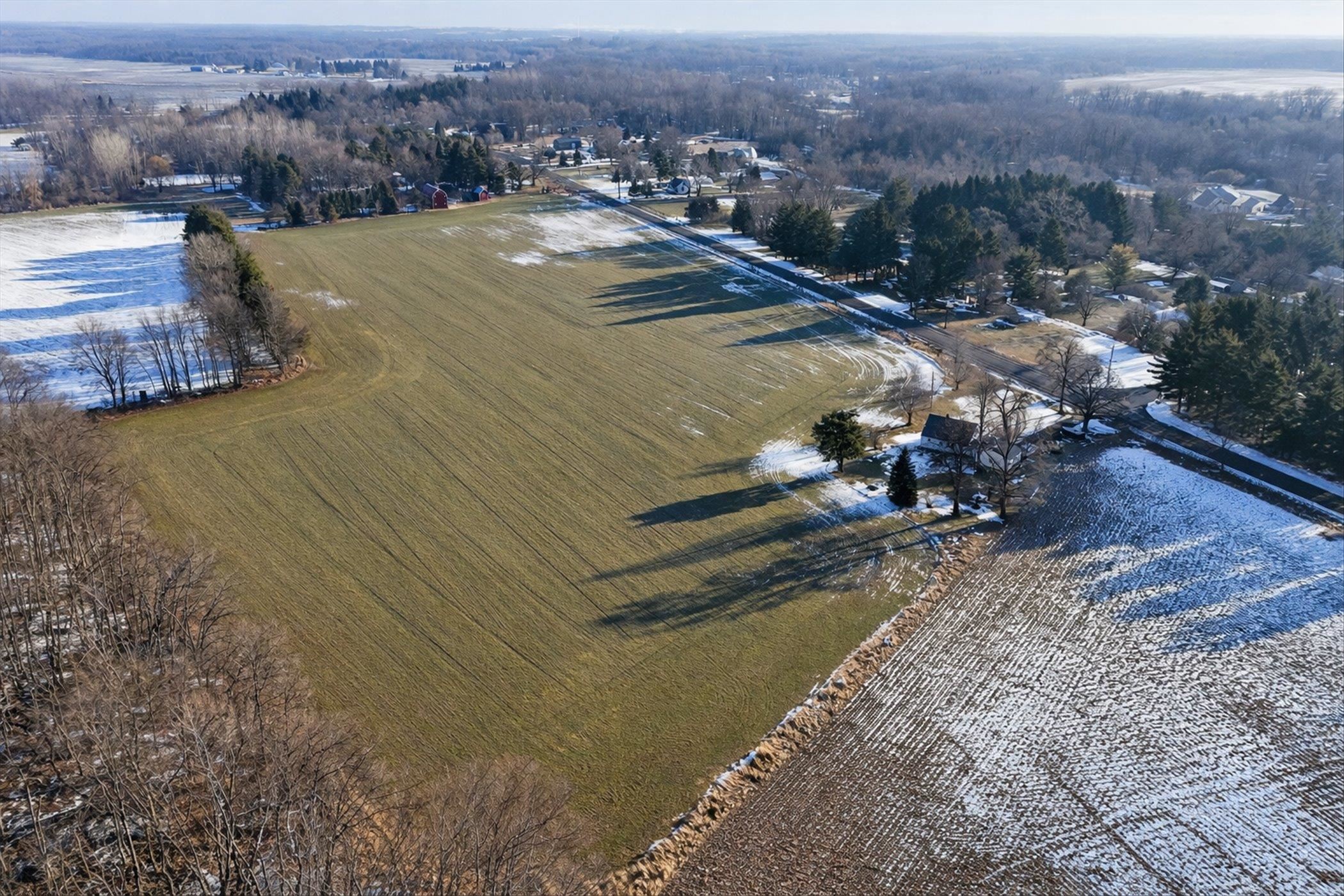V/l E Round Lake Road Dewitt Charter Township MI 48820