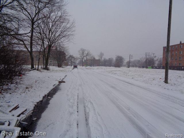 2691 Rochester Street Detroit City MI 48206