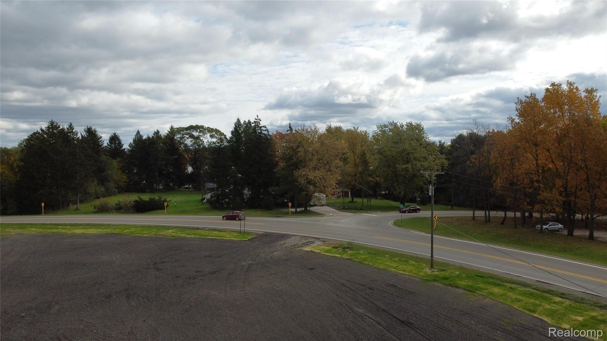 000 Silver Lake Road Green Oak Township MI 48178