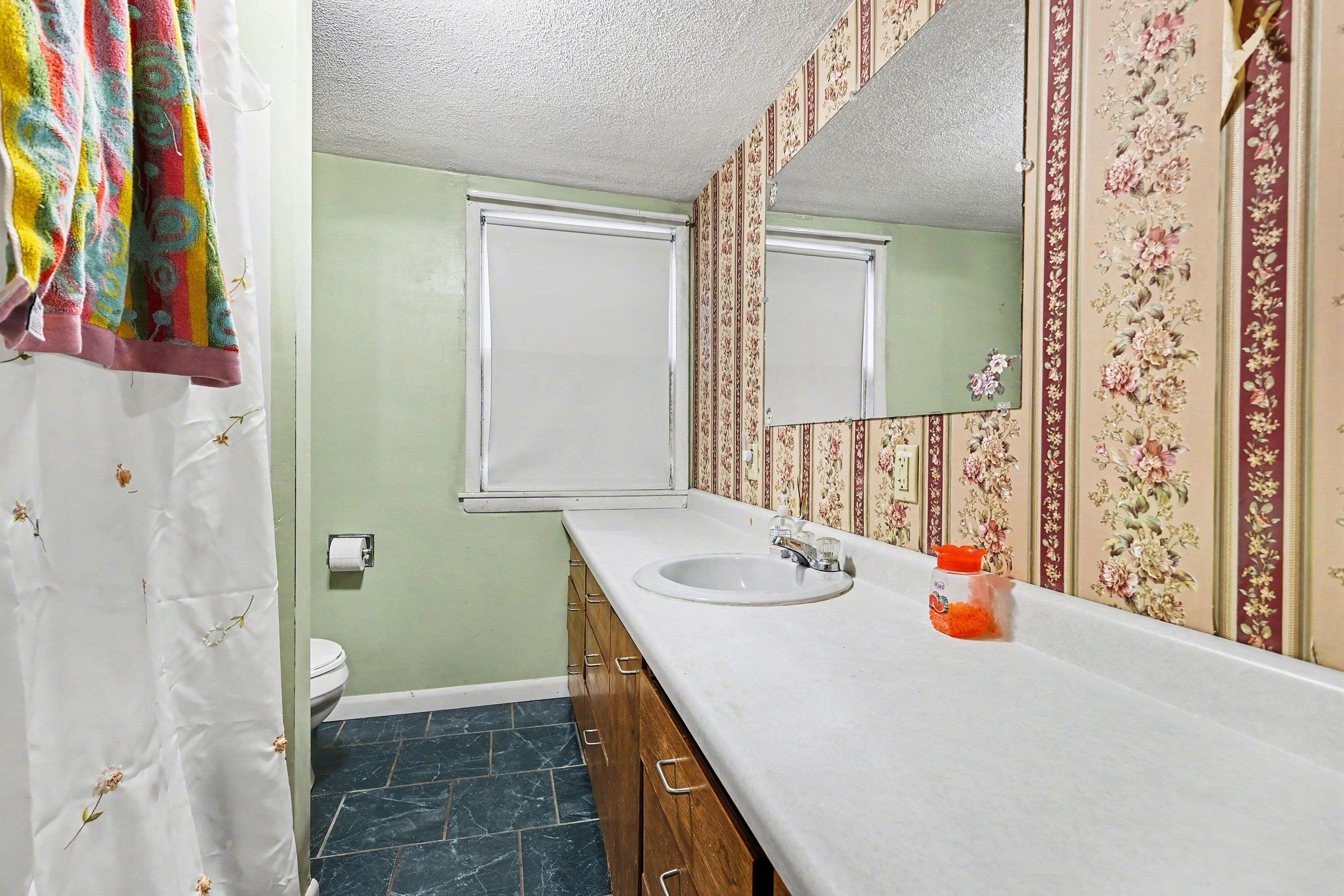 928 E Emerson Street Ithaca City MI 48847