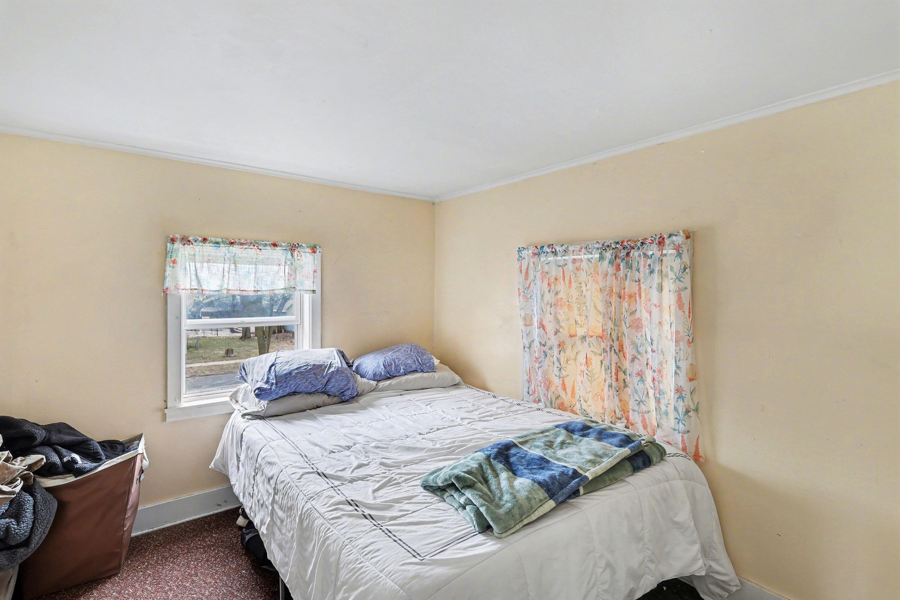 928 E Emerson Street Ithaca City MI 48847
