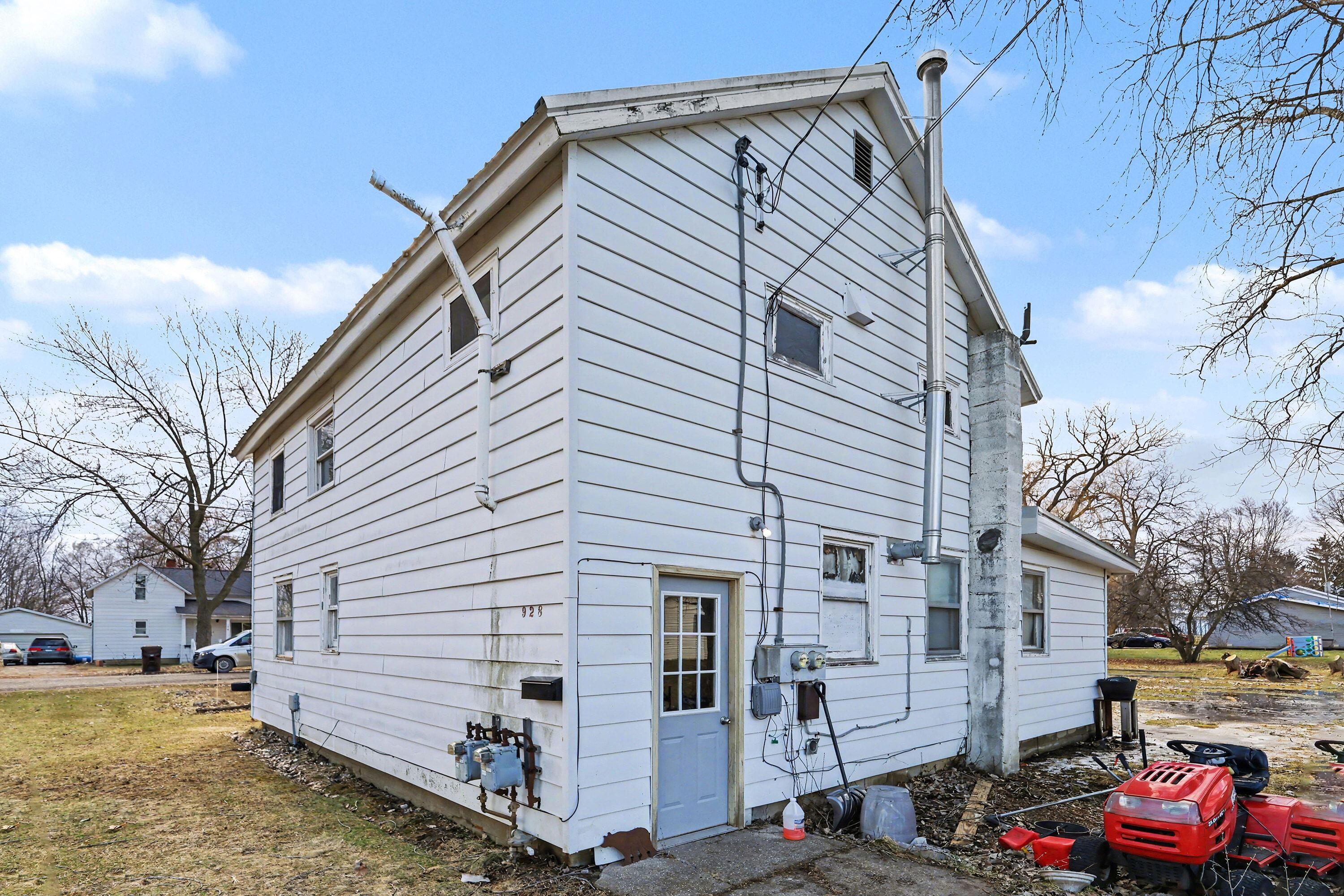 928 E Emerson Street Ithaca City MI 48847