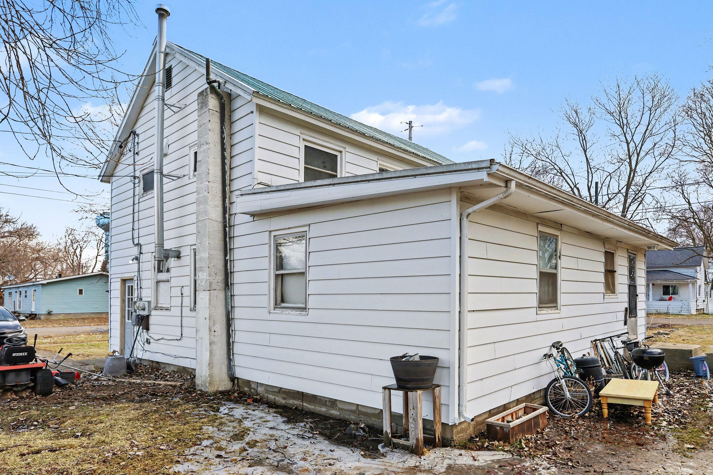 928 E Emerson Street Ithaca City MI 48847