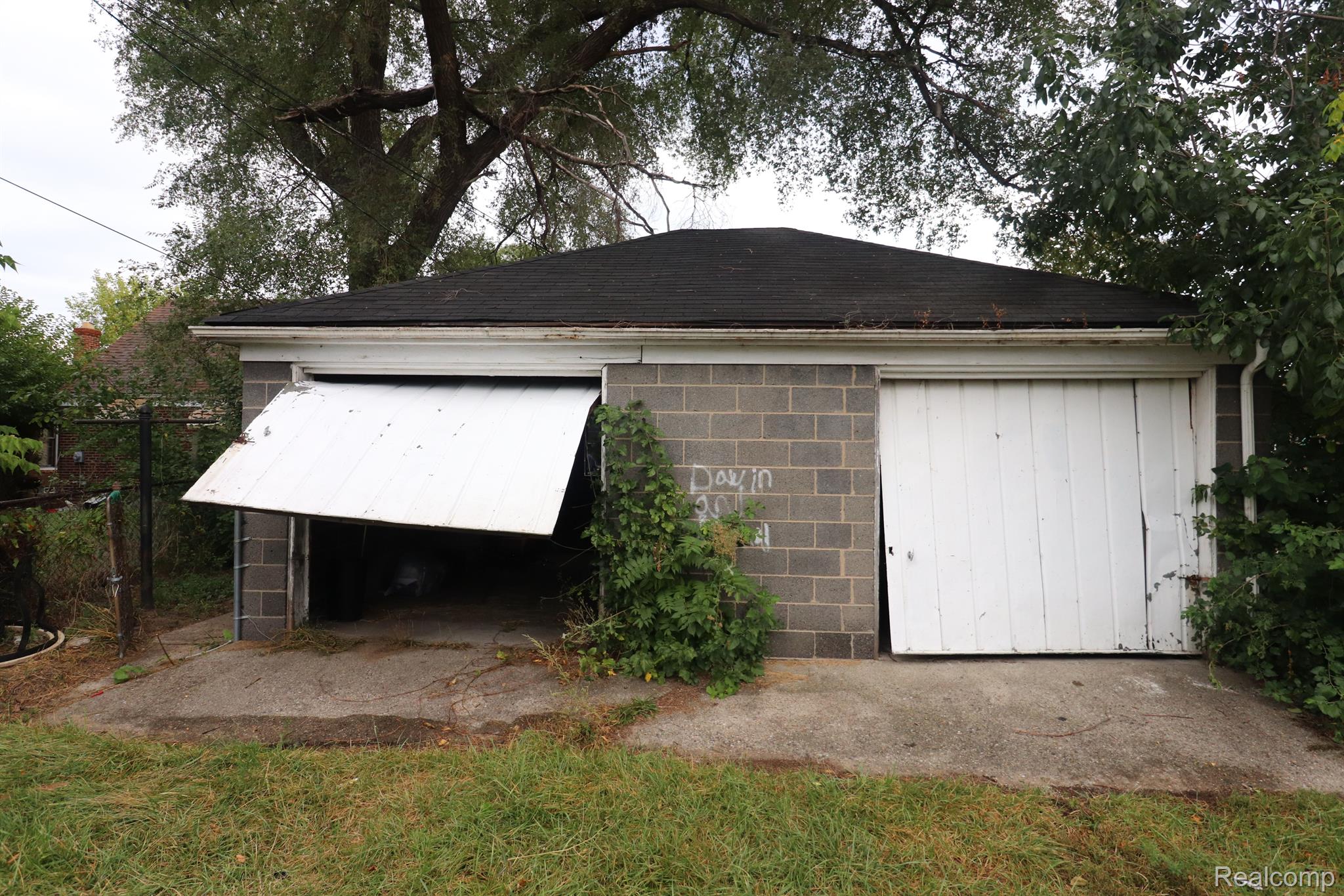 10201 - 10203 Hayes Street Detroit City MI 48213