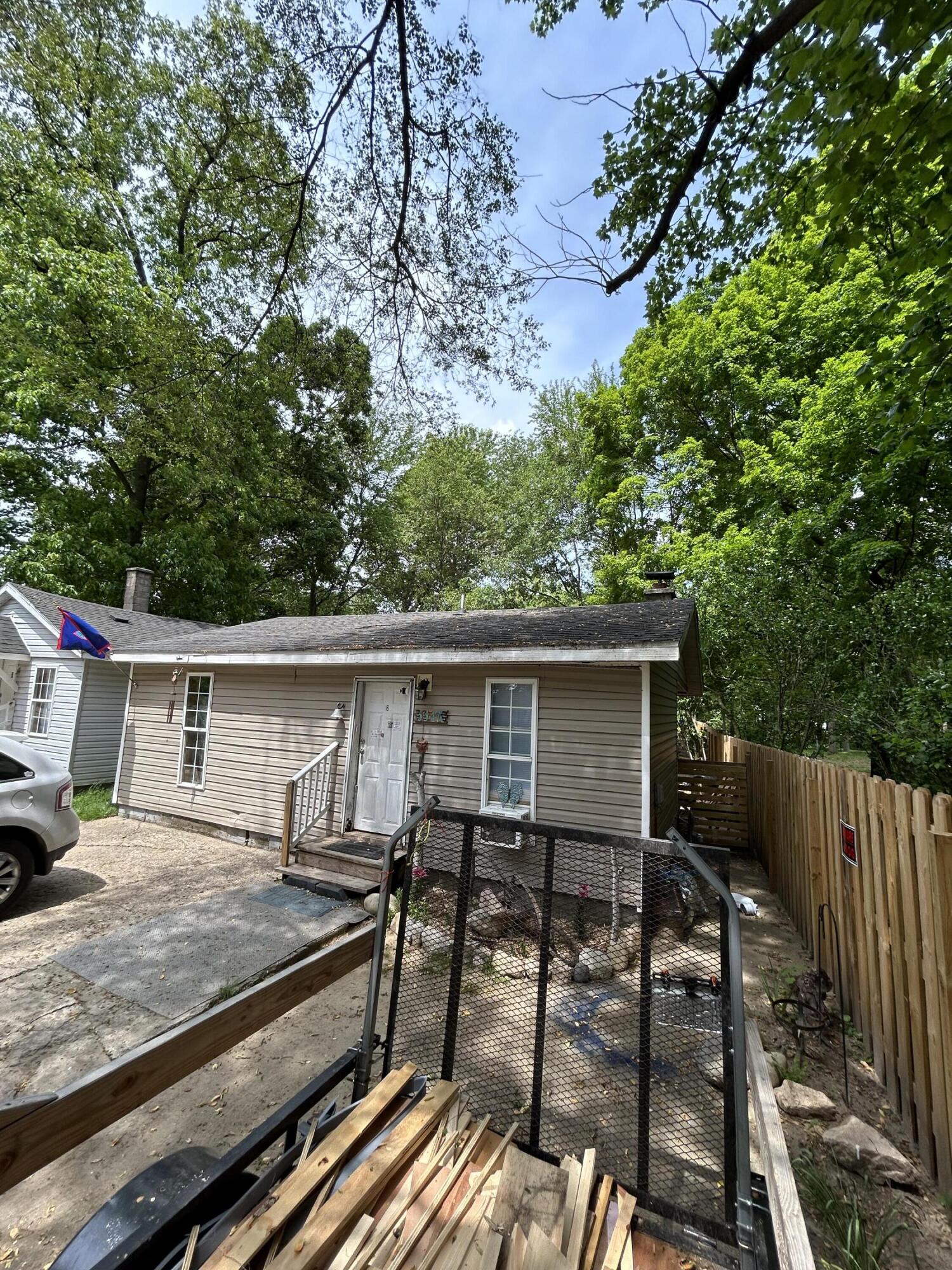 66476 Oak Street Keeler Township MI 49047