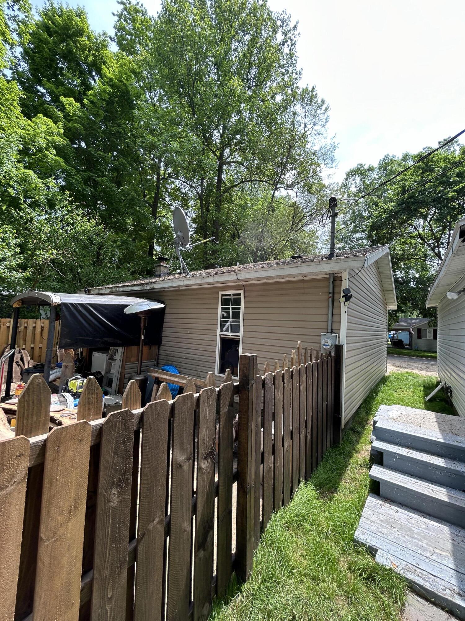 66476 Oak Street Keeler Township MI 49047