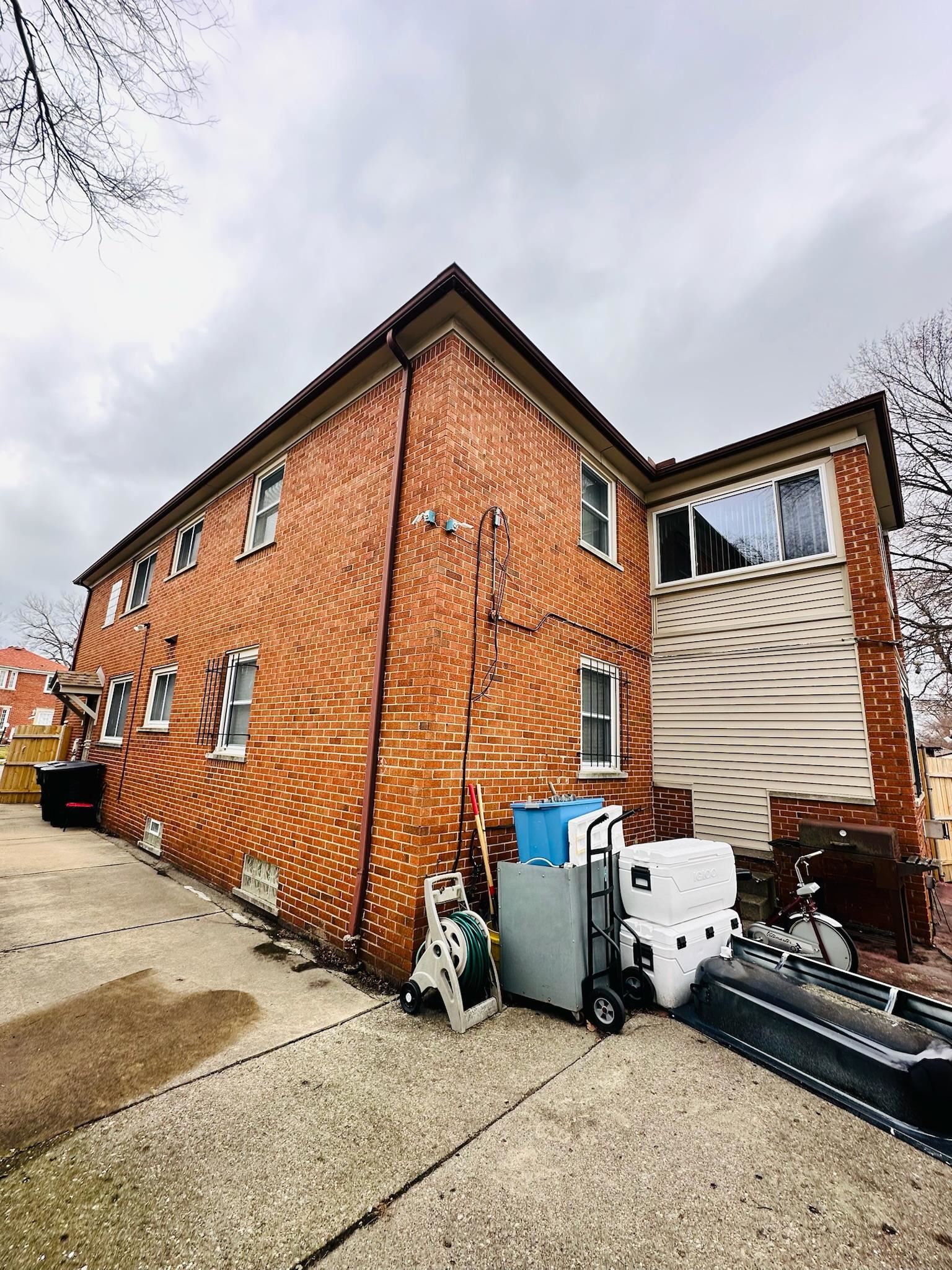 18272 Indiana Street Detroit City MI 48221