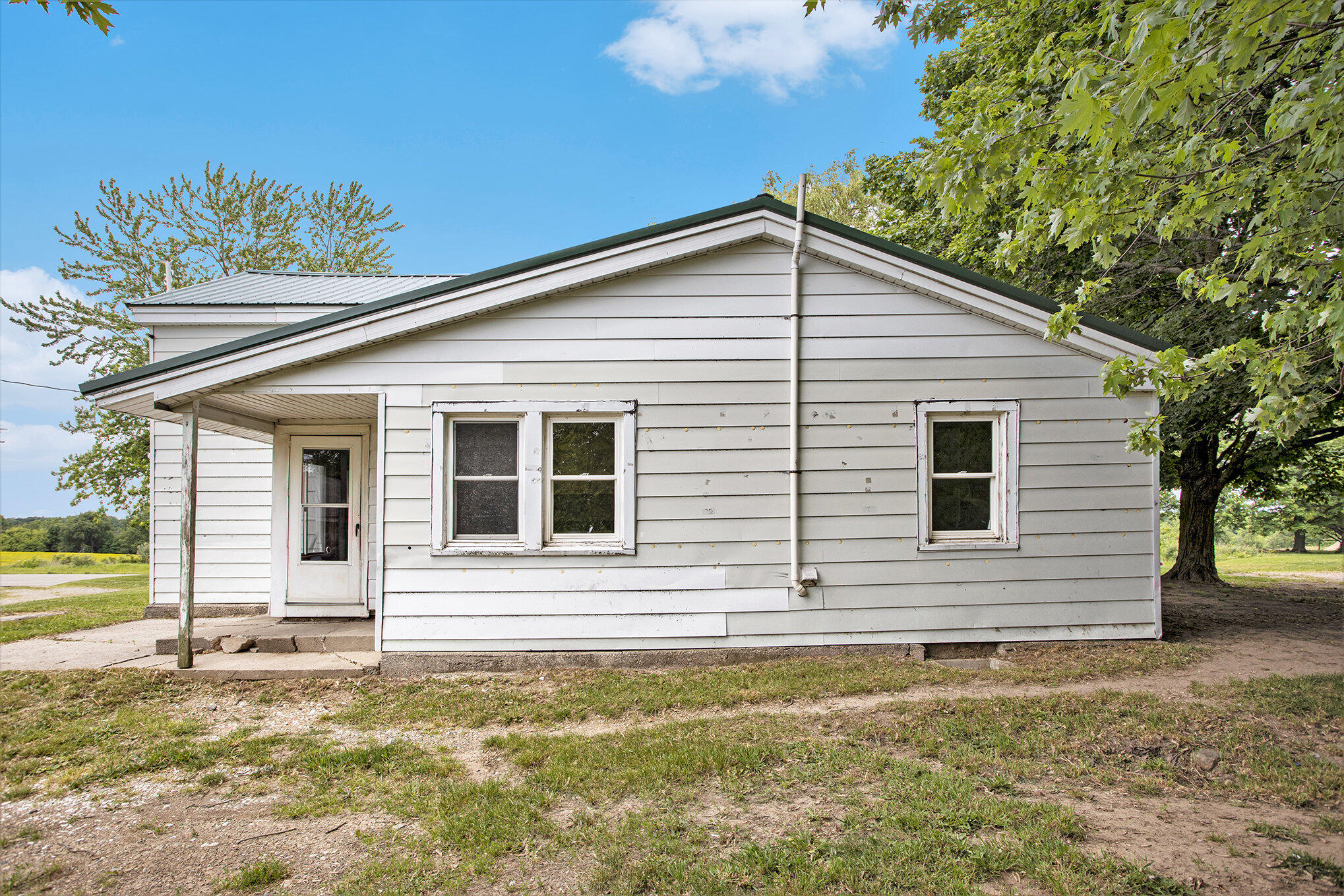 7814 M-79 Castleton Township MI 49073