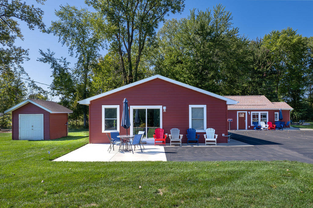 5568 Paw Paw Lake Road Coloma Charter Township MI 49038