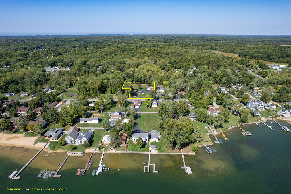 5568 Paw Paw Lake Road Coloma Charter Township MI 49038
