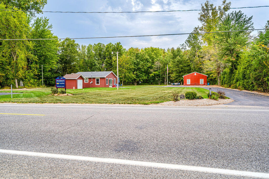 5568 Paw Paw Lake Road Coloma Charter Township MI 49038