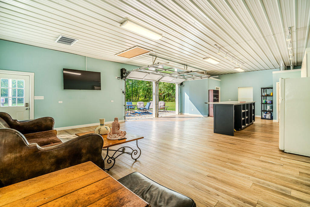 5568 Paw Paw Lake Road Coloma Charter Township MI 49038