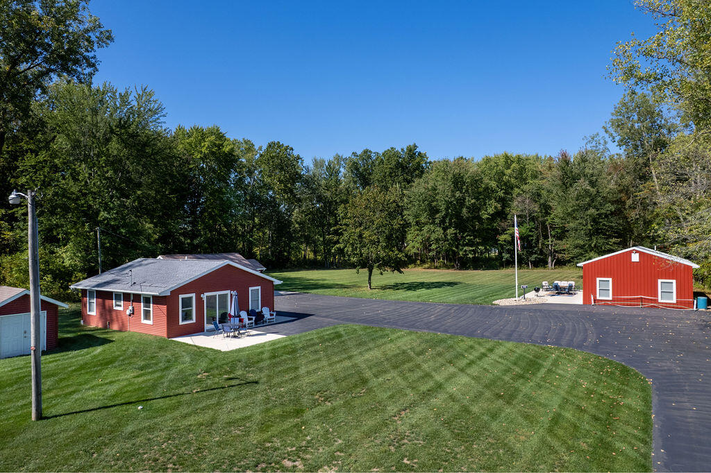 5568 Paw Paw Lake Road Coloma Charter Township MI 49038
