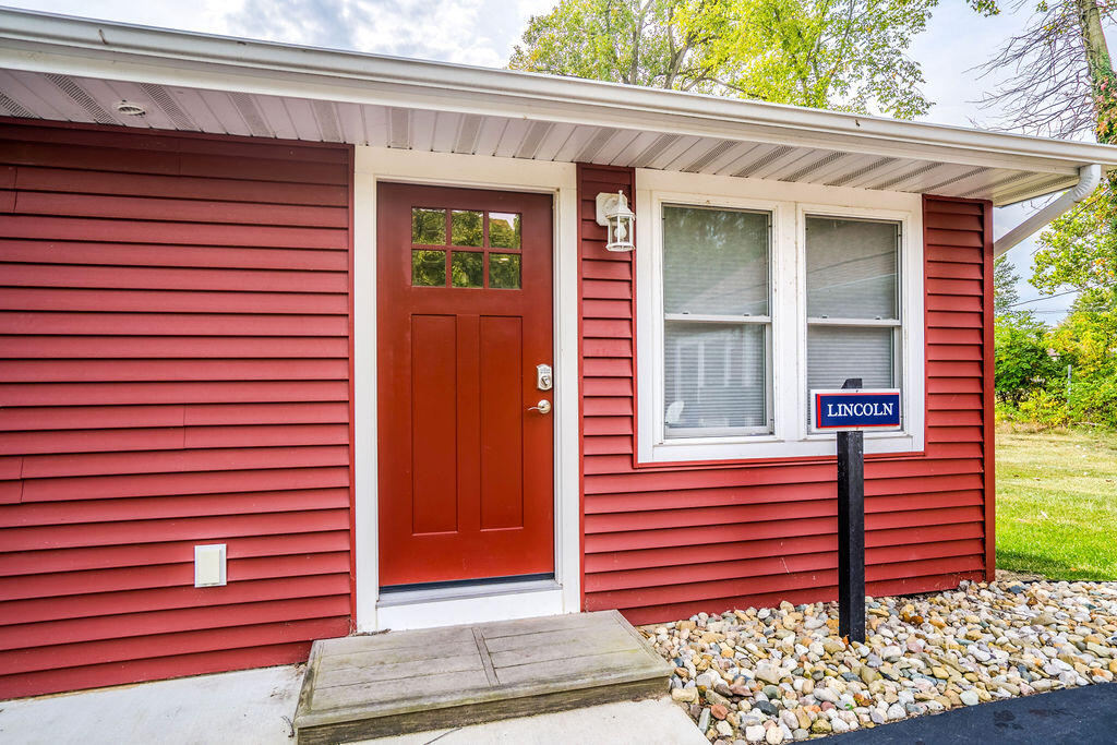 5568 Paw Paw Lake Road Coloma Charter Township MI 49038